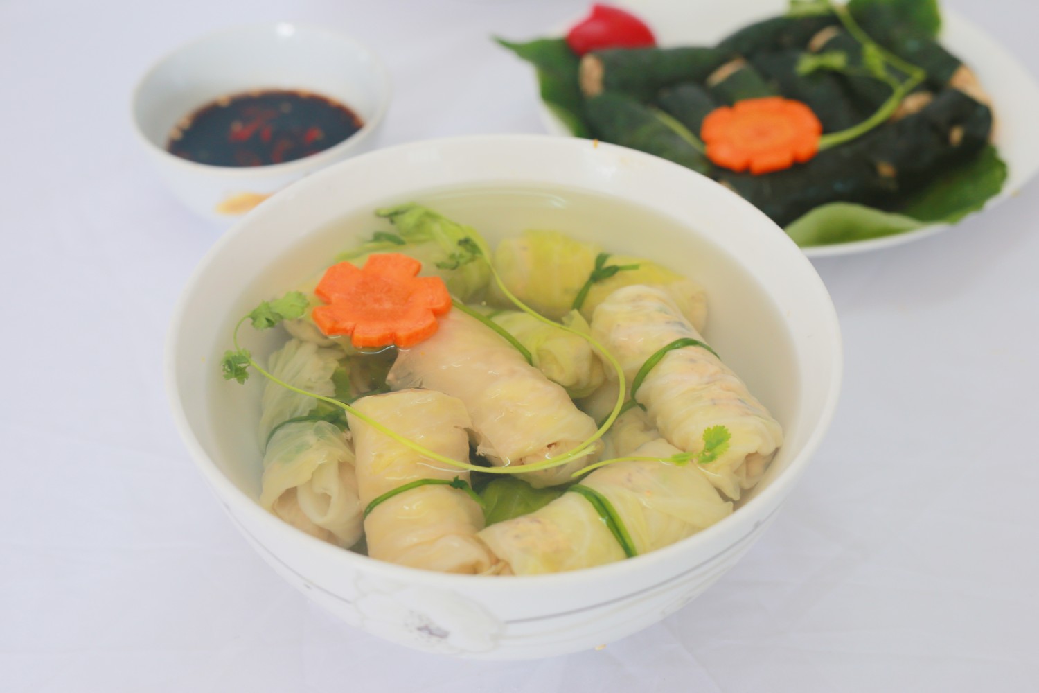 Bắp cải cuốn chay